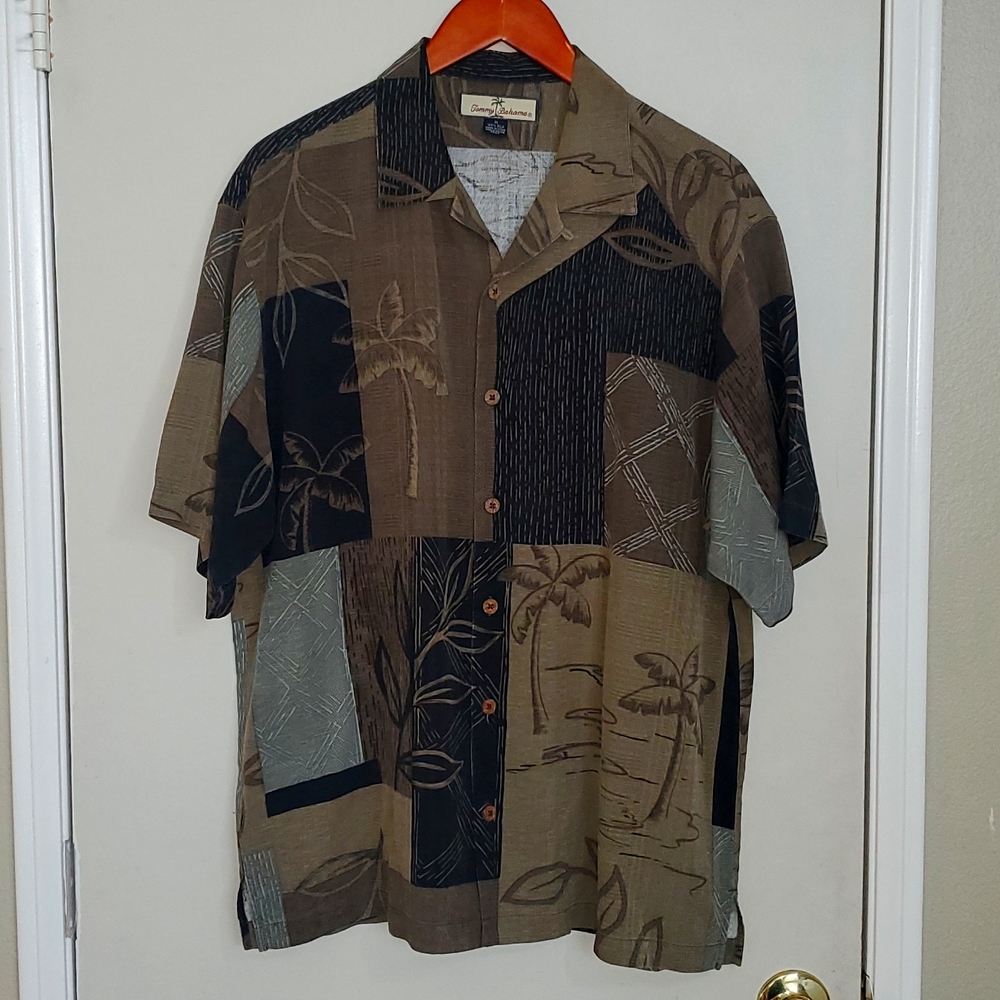Tommy Bahama 100% Silk Hawaiian Shirt